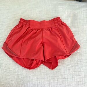 Lululemon hotty hot short